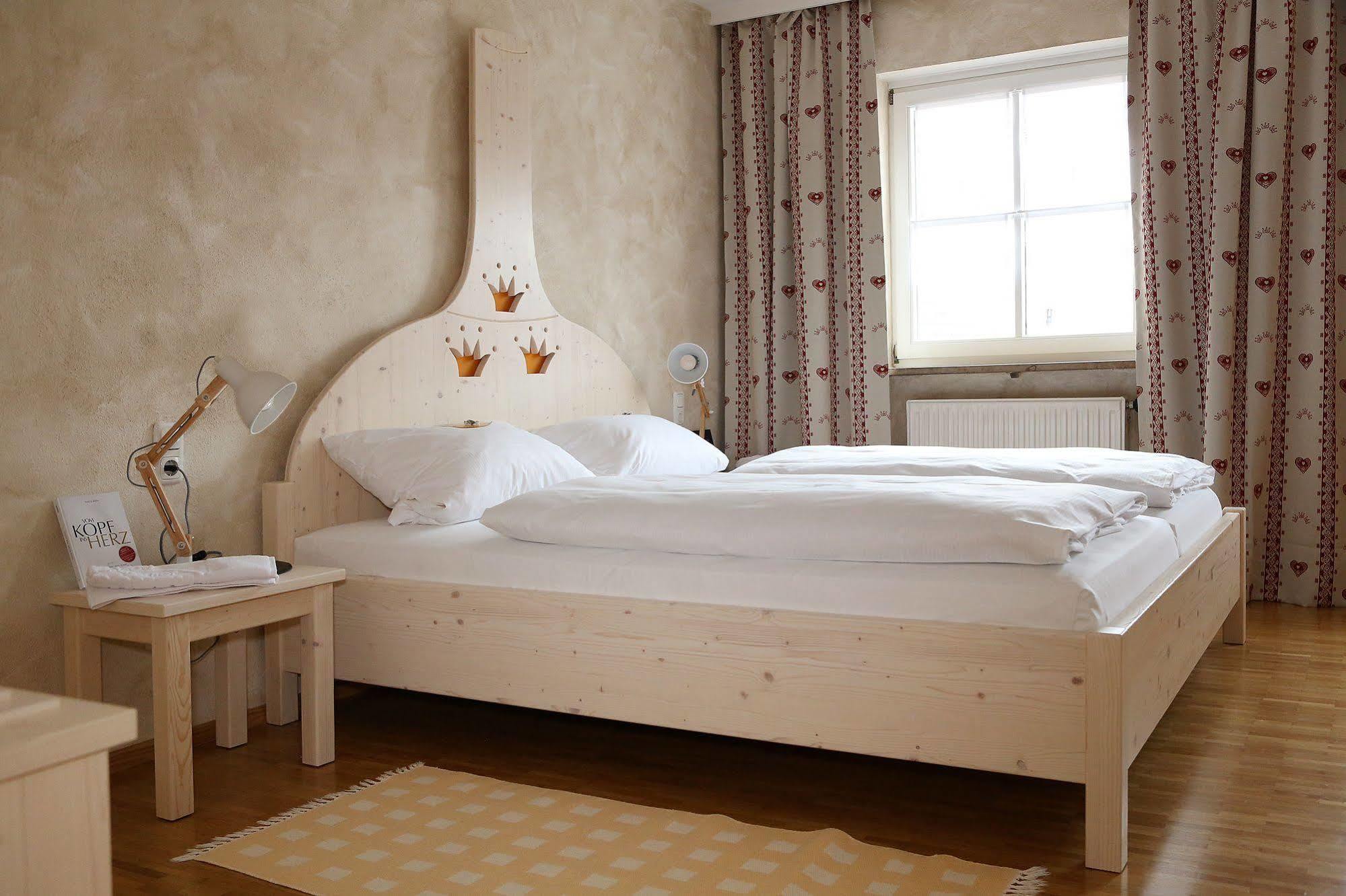 Hotel & Brauereigasthof Drei Kronen Memmelsdorf Ngoại thất bức ảnh